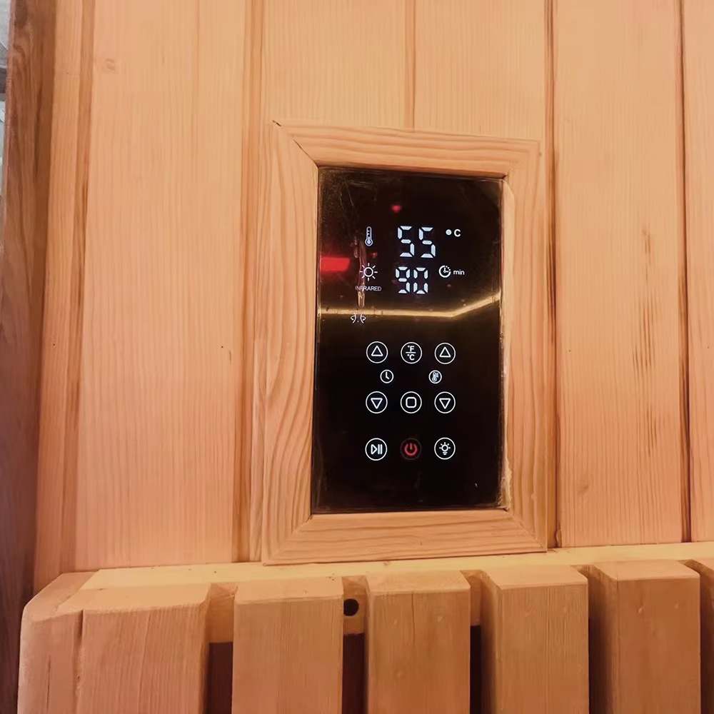 Outdoor Large-Scale Solid Wood Sauna